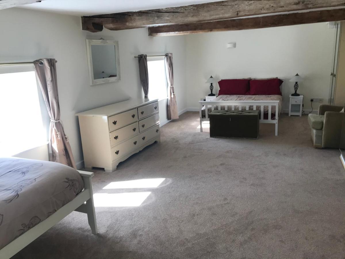 Old Mill House Bed And Breakfast, Guest House 多切斯特 外观 照片
